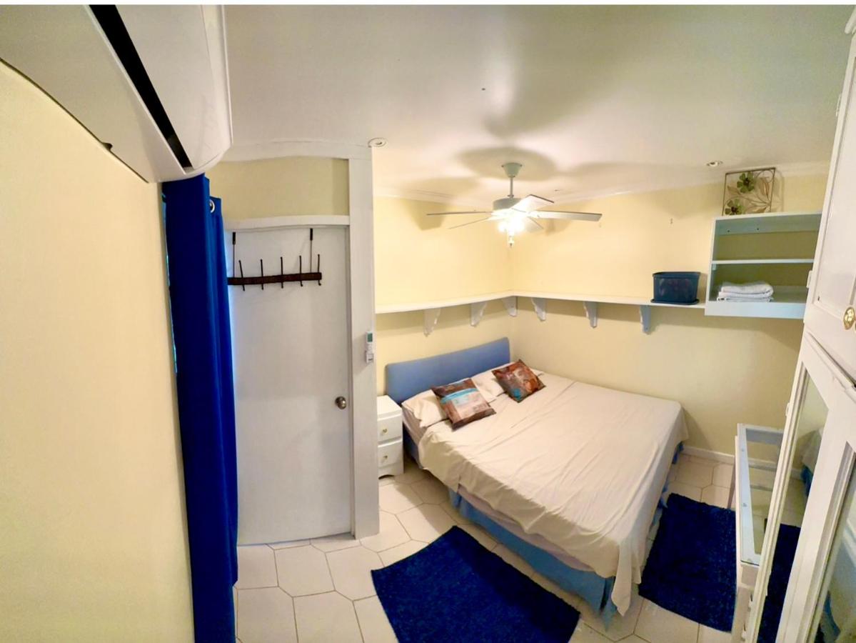 Casa Mire-Lee, Seaside Serenity at Negril 7 miles Beach, Point Village - 2