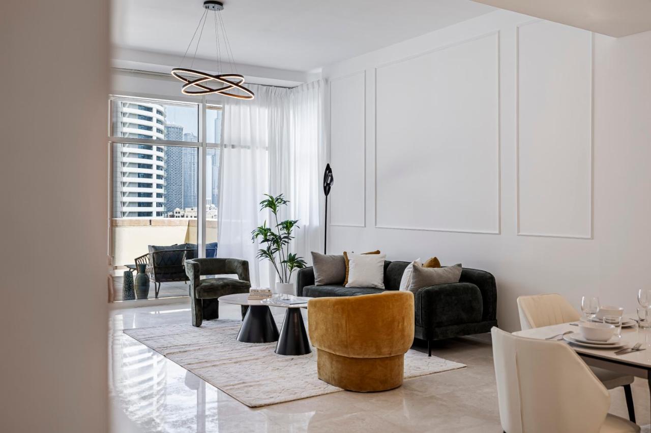 Stylish Apartment Huge Terrace Near Burj Khalifa - 3