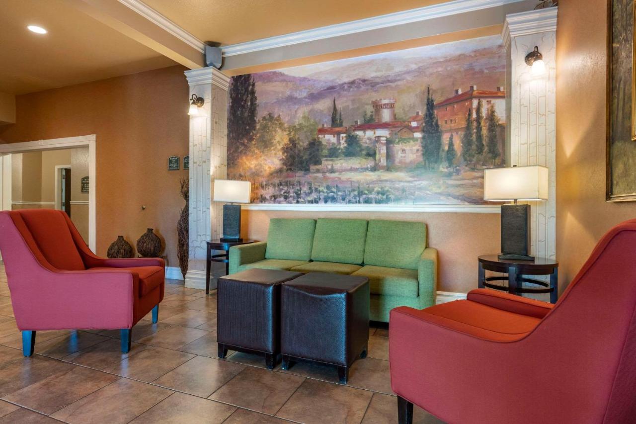Regency Inn — photo 10
