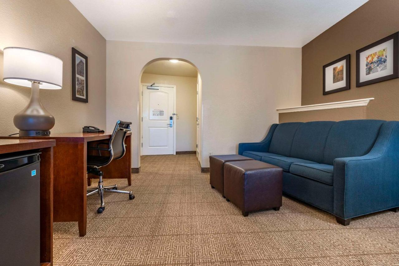 Regency Inn — photo 21