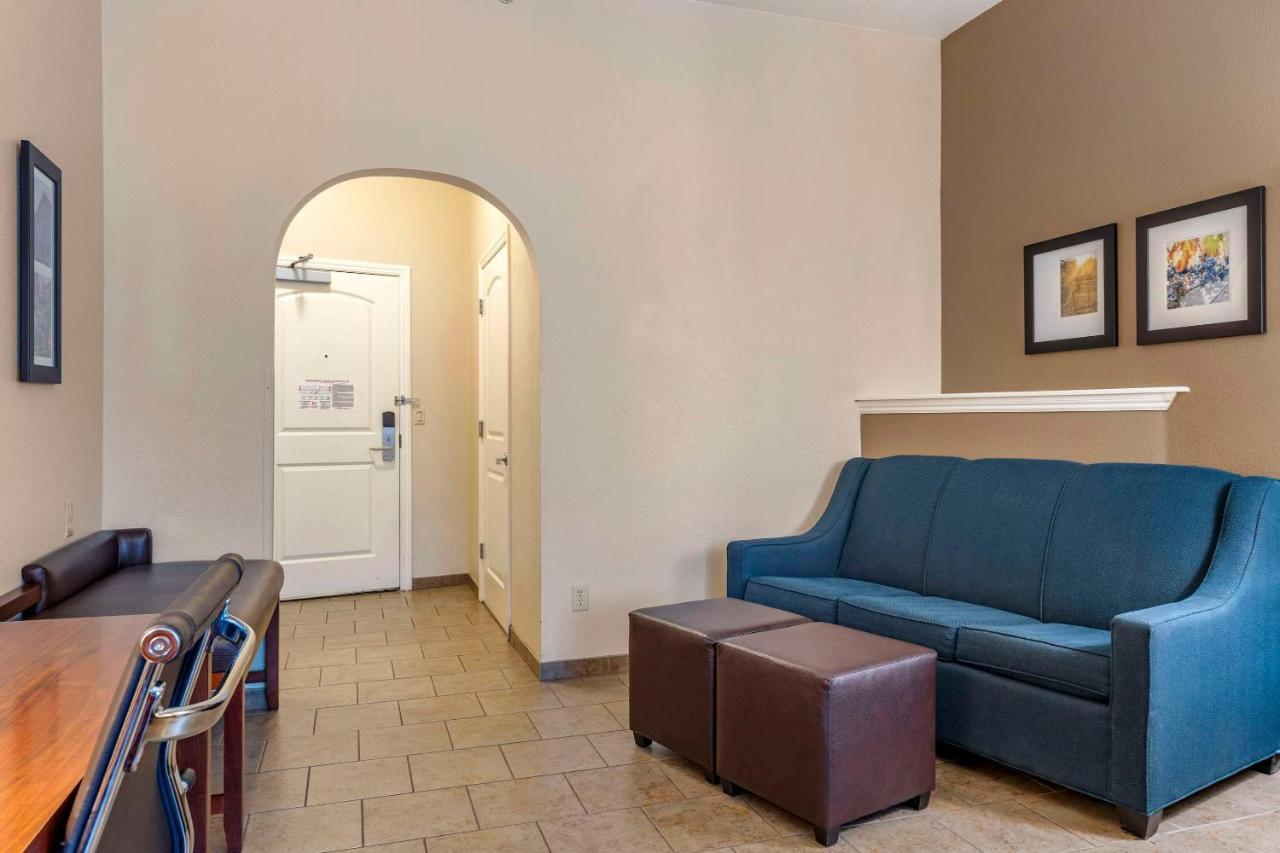 Regency Inn — photo 24