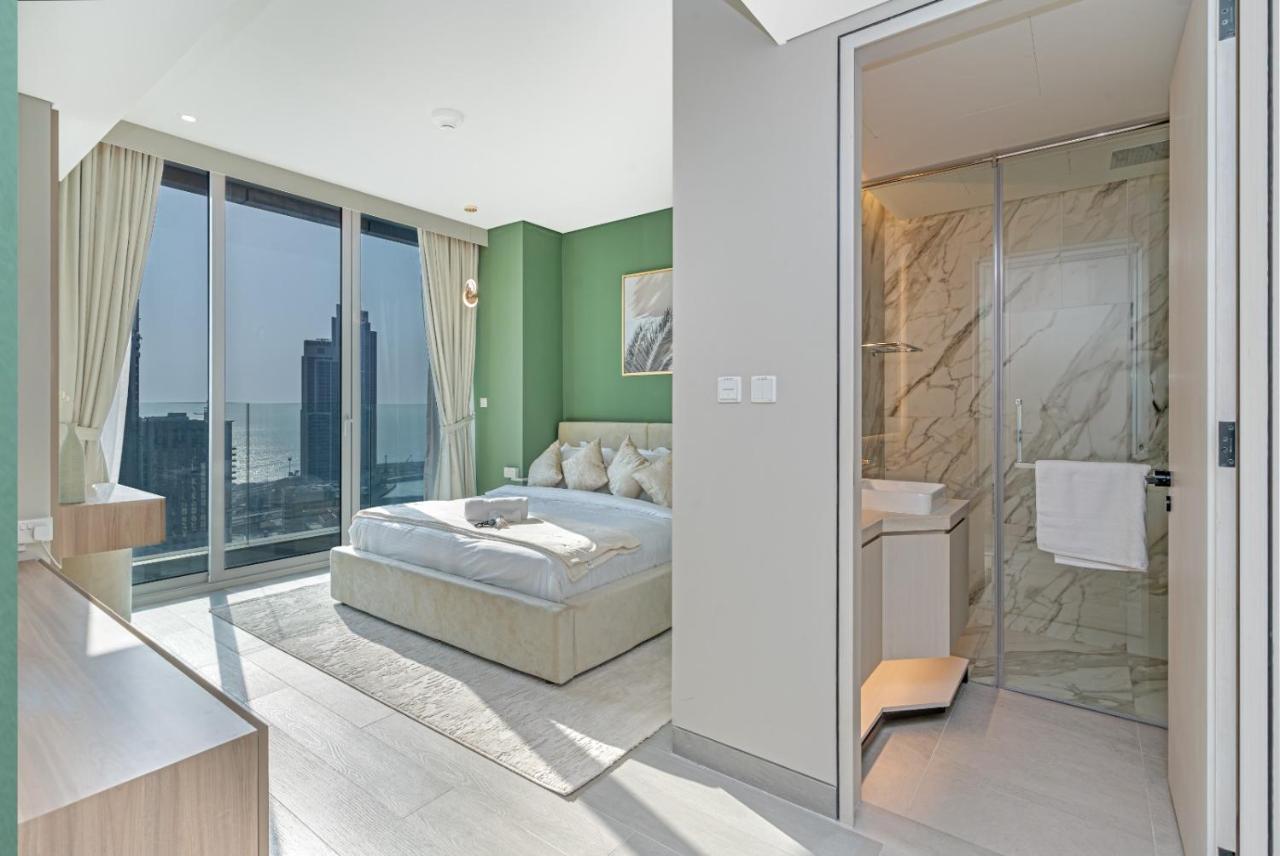 Savis Homes - Condor Marina Star - Luxury 2 BR Waterfront Apartment - 3