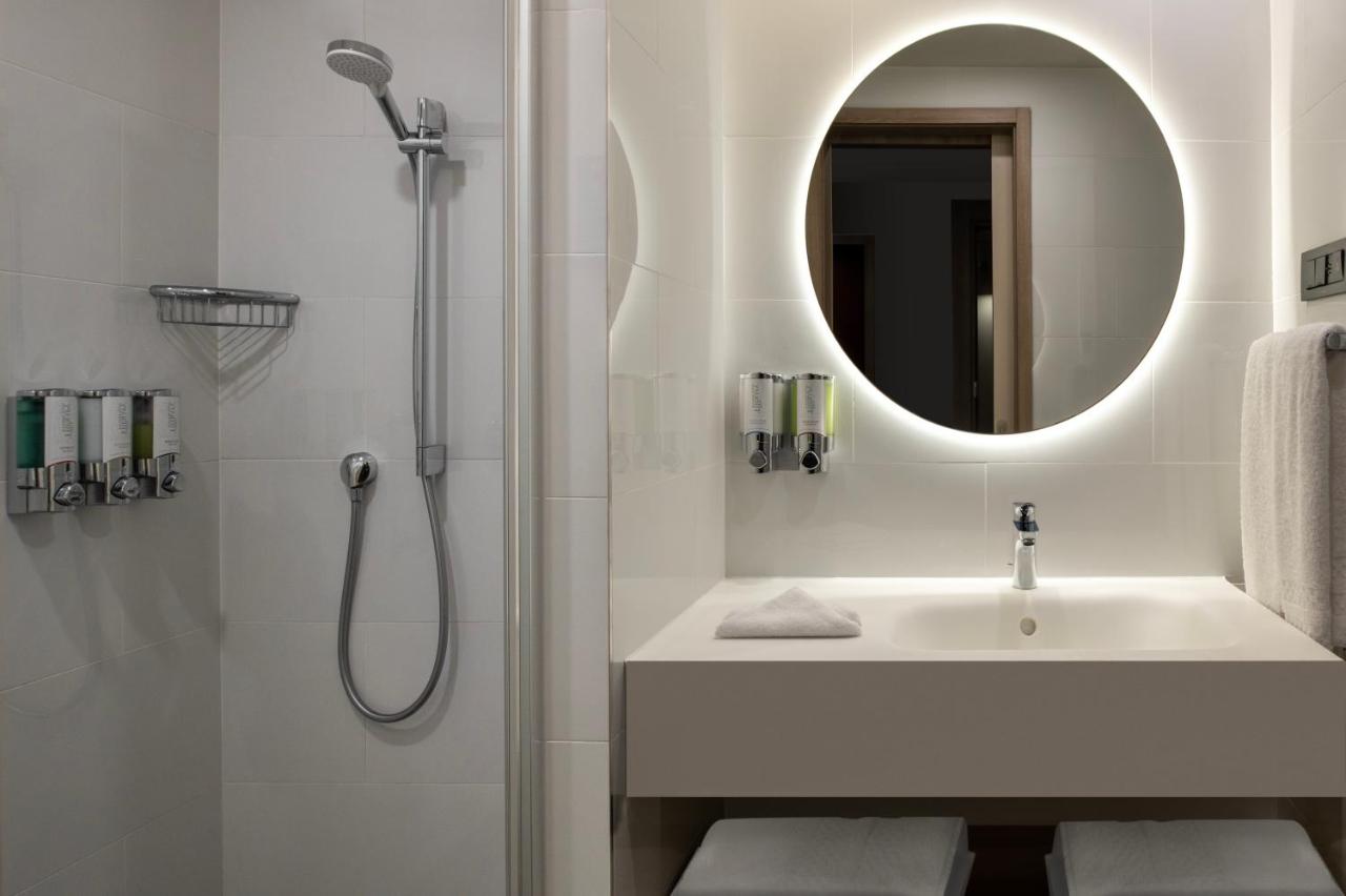 Hampton By Hilton Istanbul Merter - 3