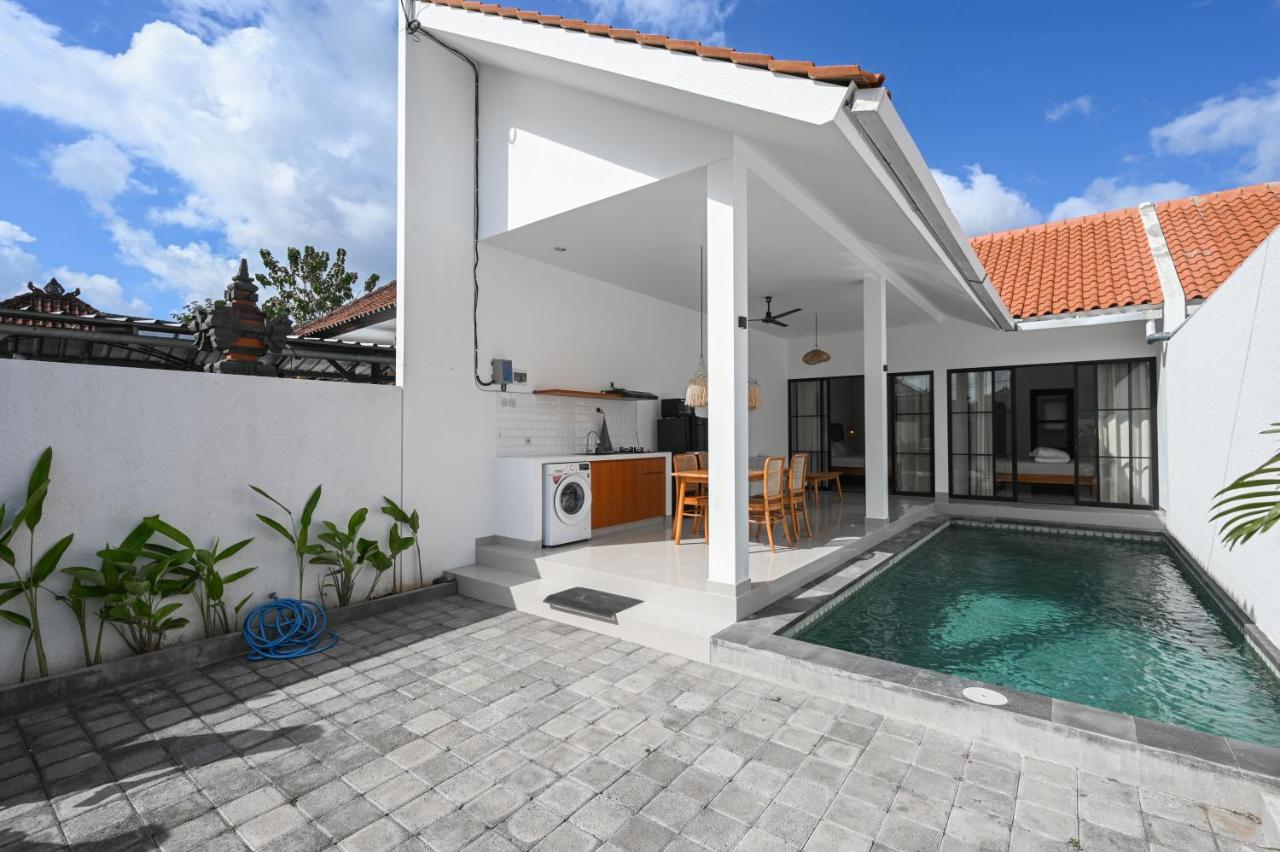 The Samsara Jimbaran Villa - 4