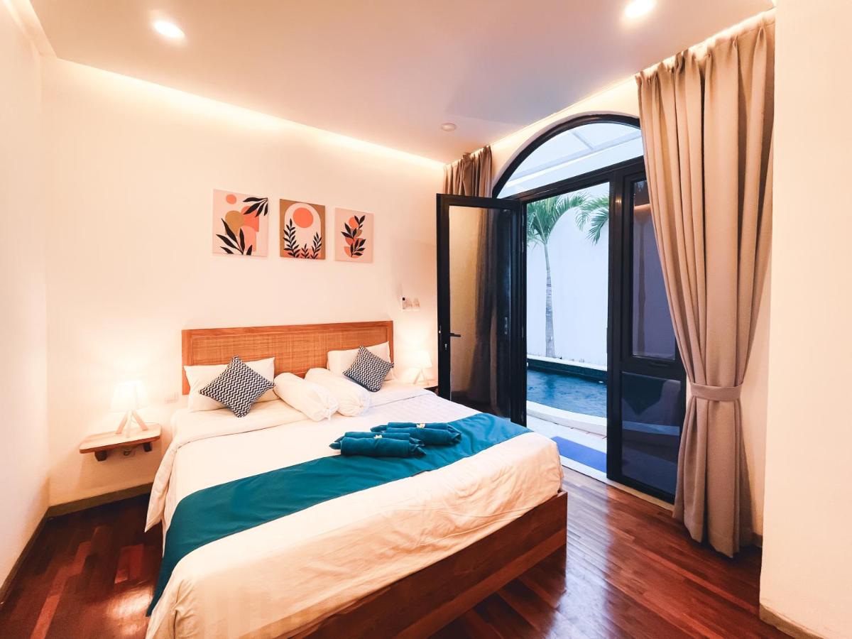 Villa Paros 3BR Greek Island Villa in Seminyak - 2