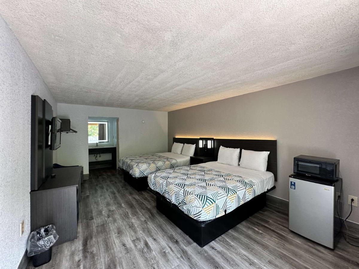 Royal Inn Spartanburg Business 85 — photo 10