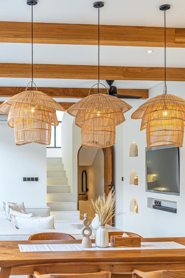 Casa Mochi - Masterpiece Mediterranean 3BR Villa in Canggu - 3