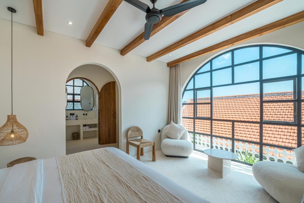 Casa Mochi - Masterpiece Mediterranean 3BR Villa in Canggu - 2