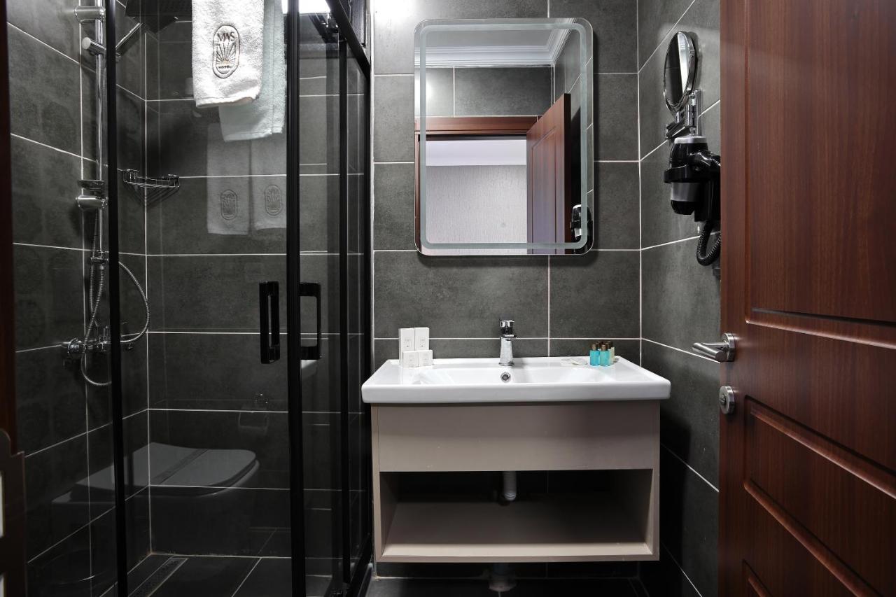 Mays Royal Hotel - 3