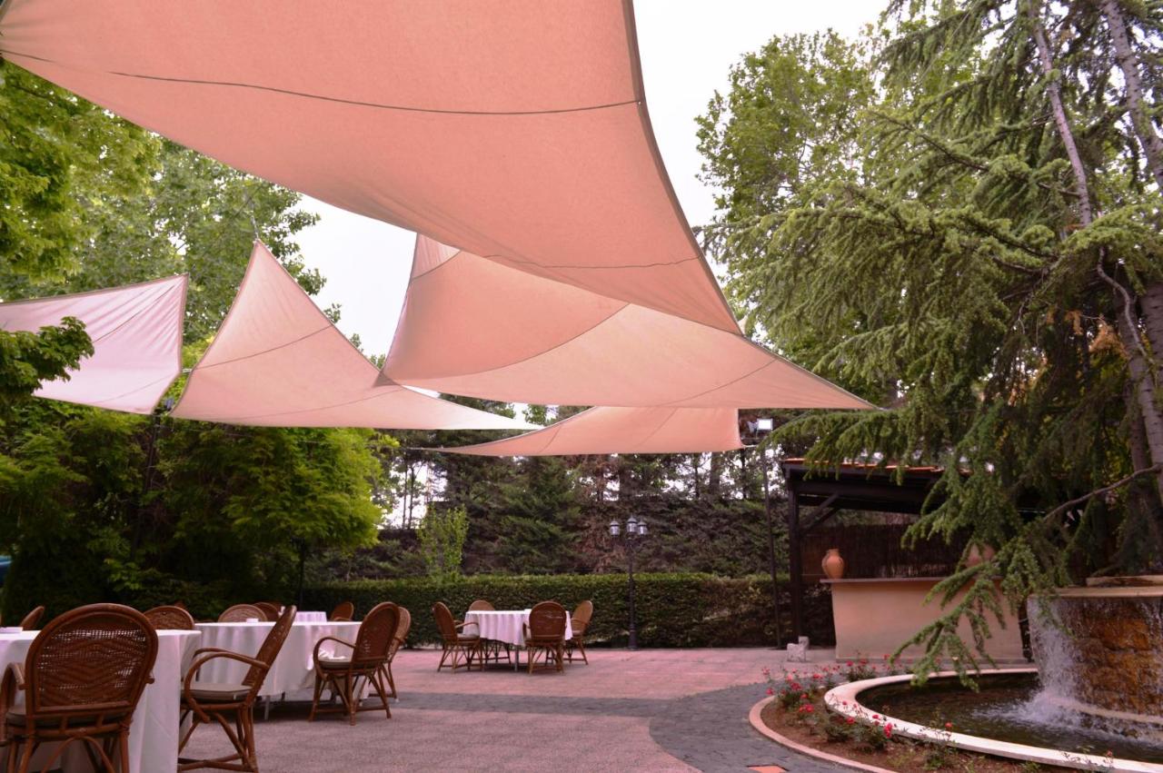 Massabki Hotel photo