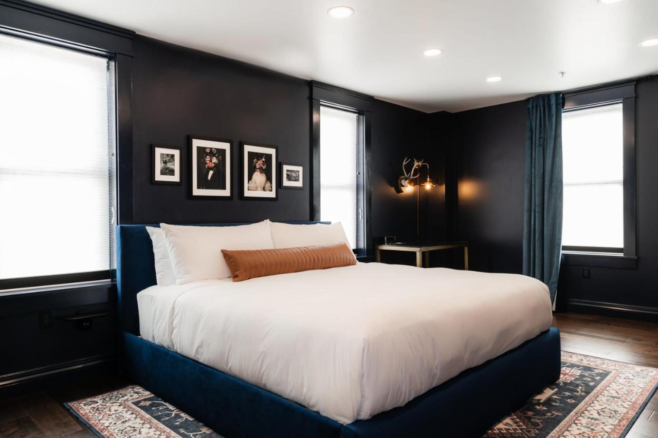 The Hotel Melrose — photo 18