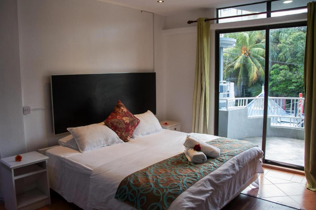 Modern Studio with Pool in Grand Baie - 40 sqm - A/C. - 2