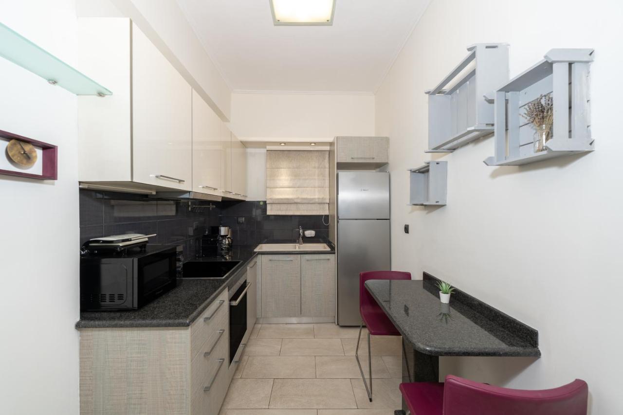 Modern Apartment in Athens Center, 10 mins walk to Plaka Historical Area - 4