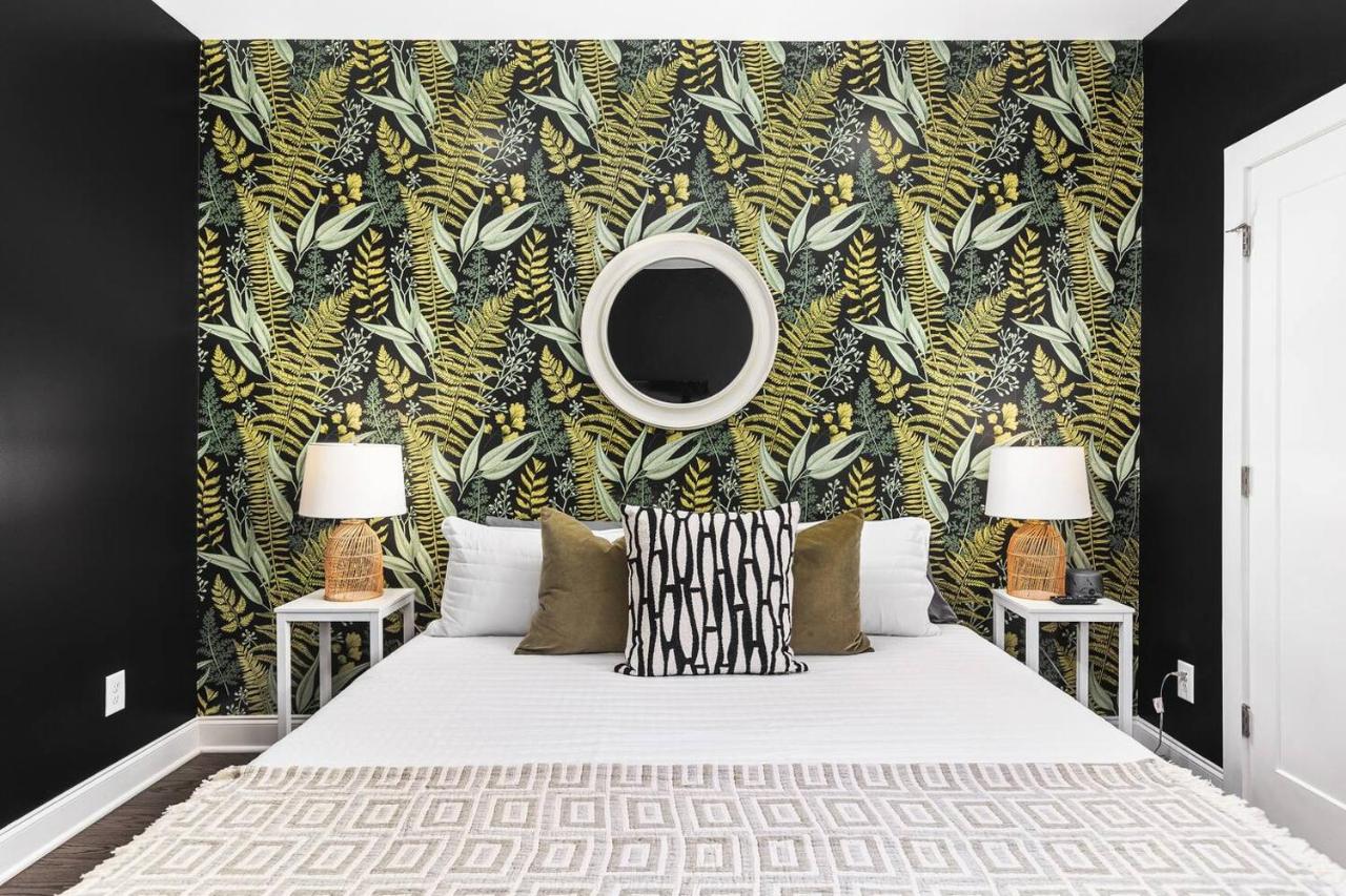 Rooftop Deck Firepit and Garage Walk to 12 South and Restaurants - 4