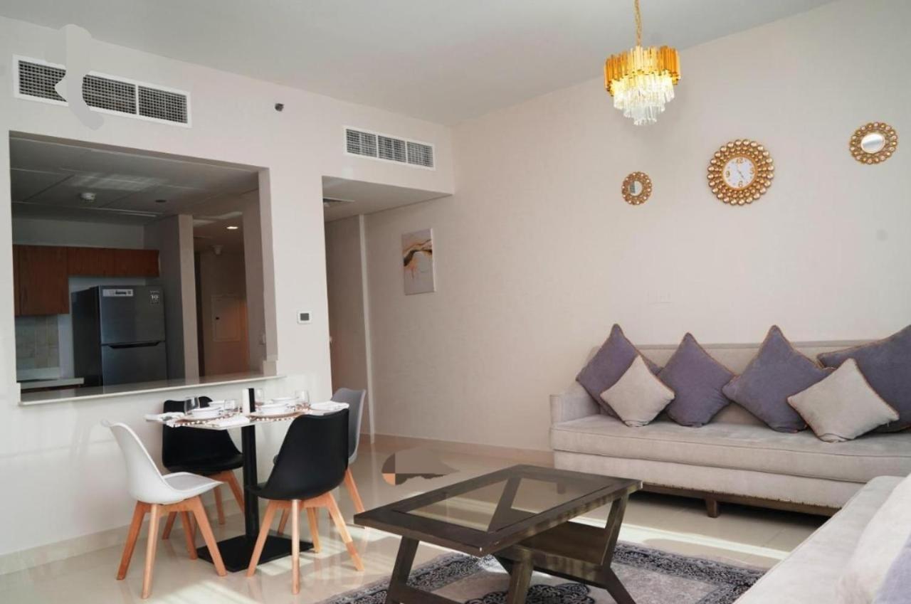 Diamond 2BR Luxurious Retreat in Al Reem - 5