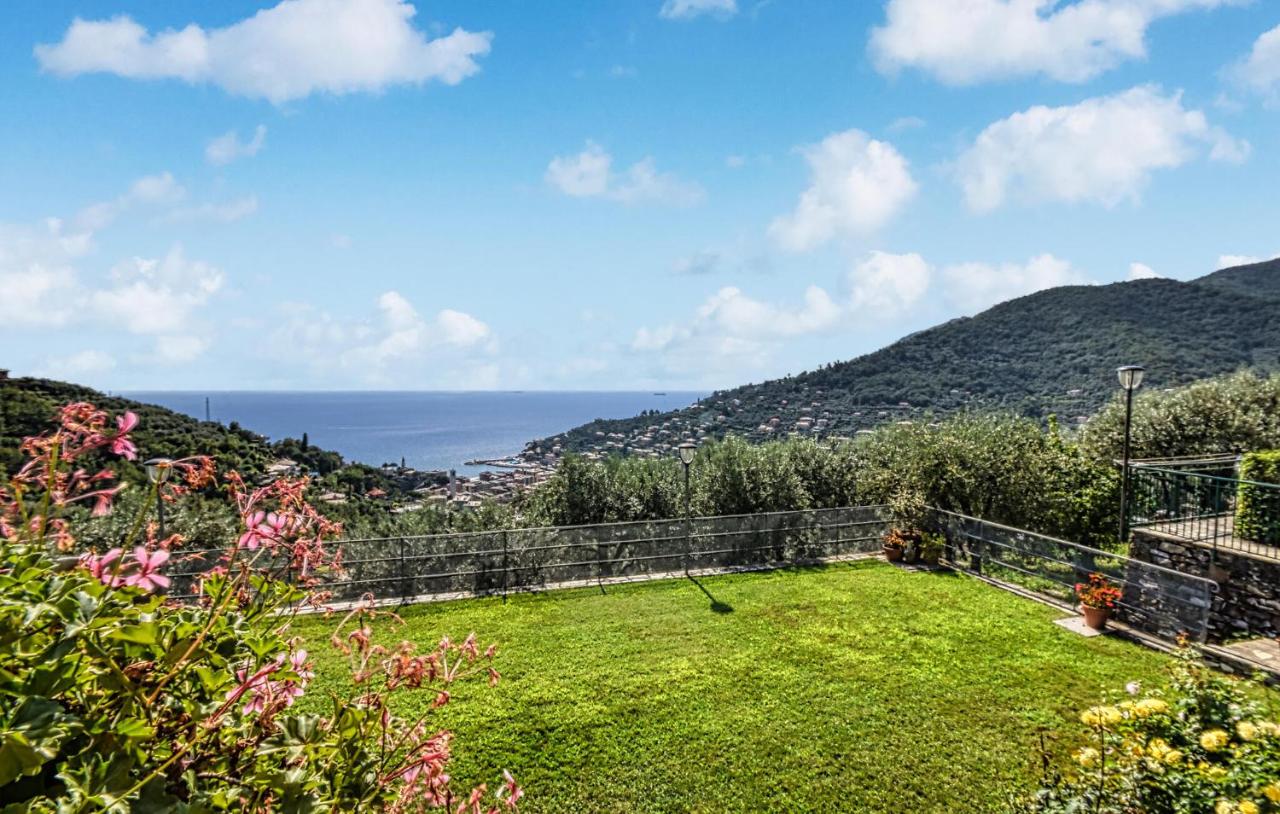 Amazing Apartment In Recco With Kitchen - 2
