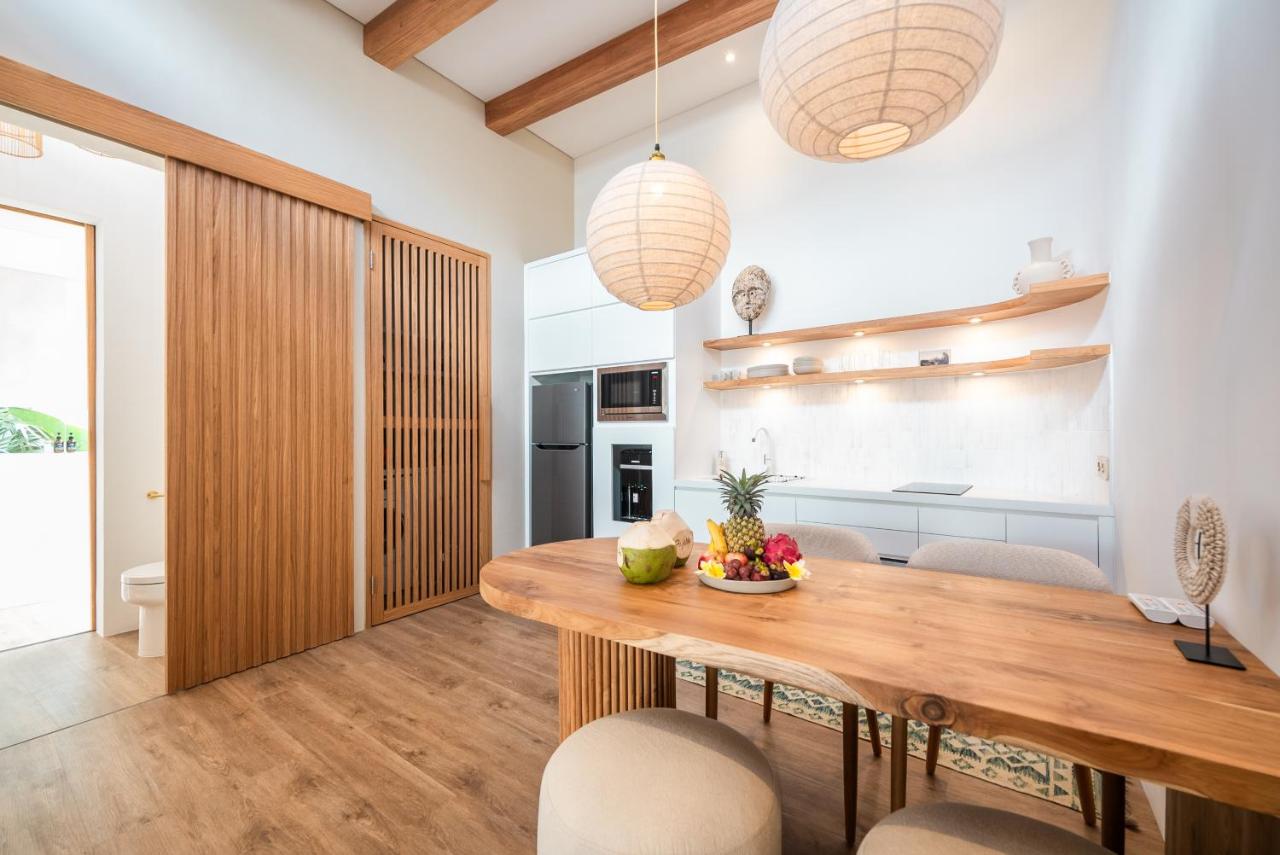 New Luxury Tropical Villa Canggu - 5