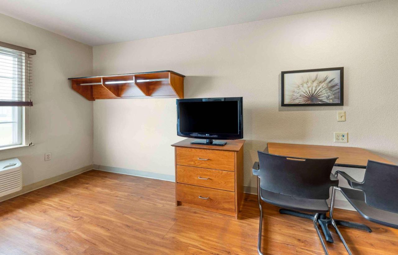 Studio 6 Extended Stay — photo 23