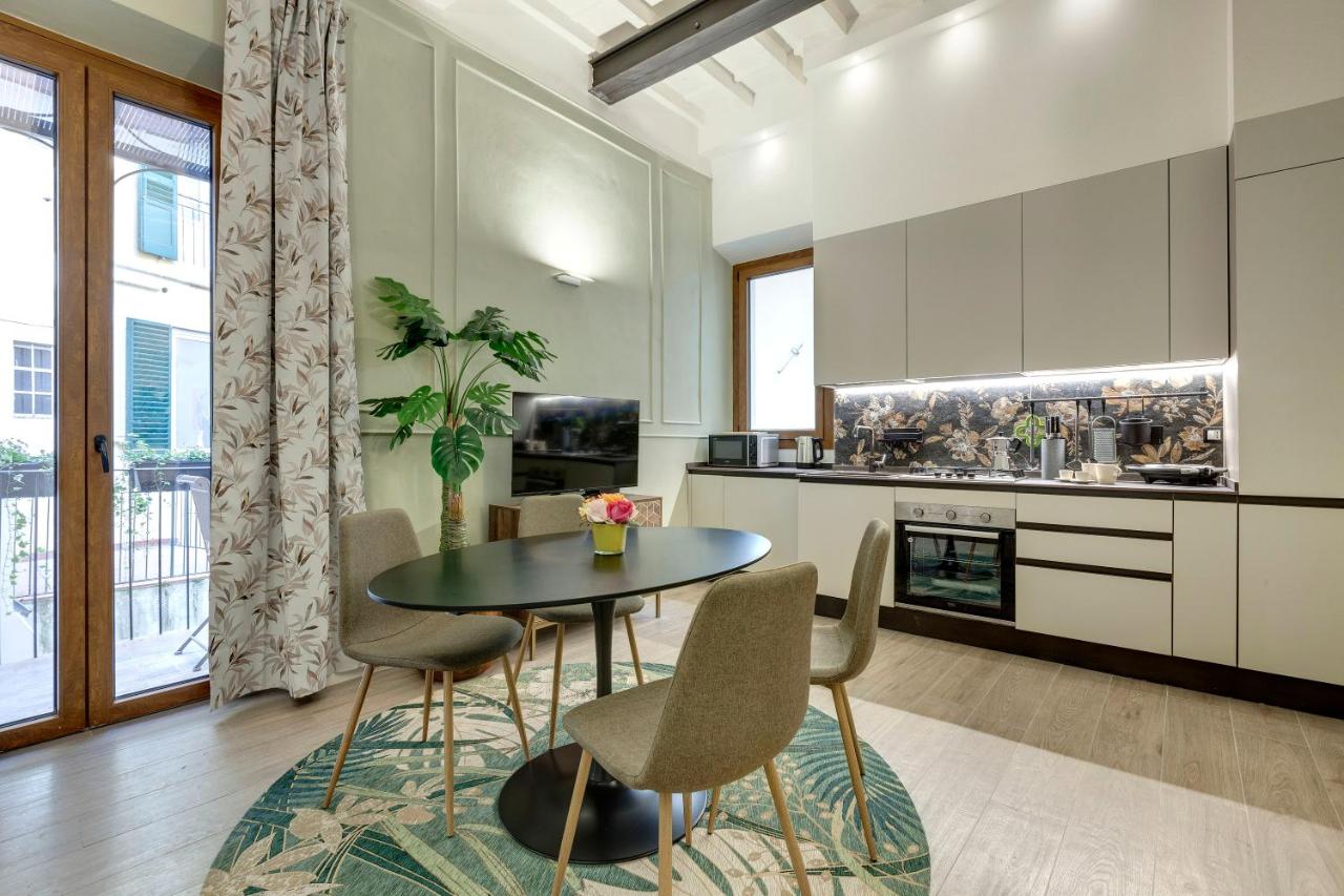 Tamara & Clotilde Apartments by Mamo Florence