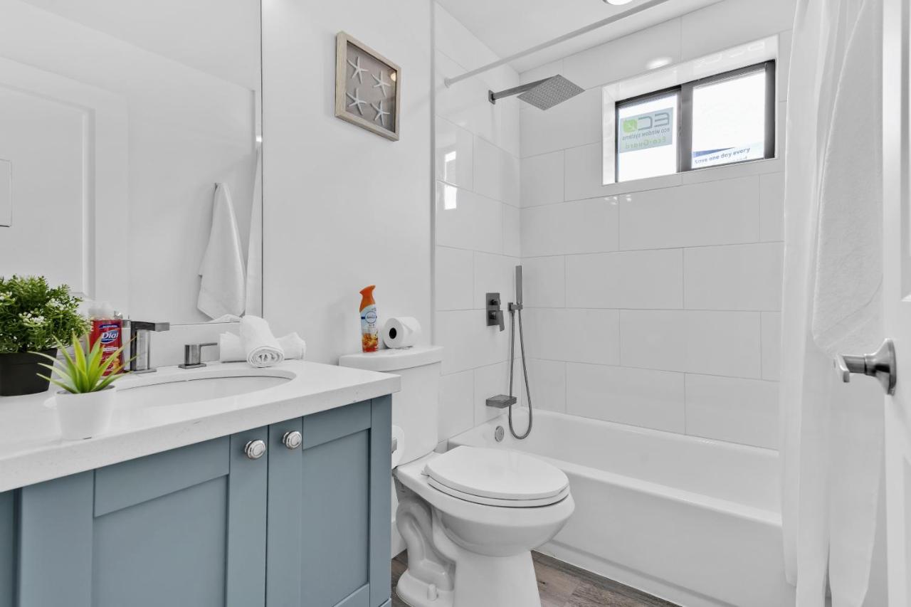 Beautiful Apt 5min walking Design District apt 1 - 2