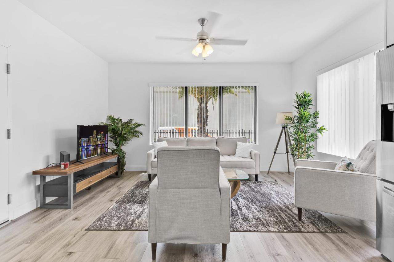 Beautiful Apt 5min walking Design District apt 1 - 4