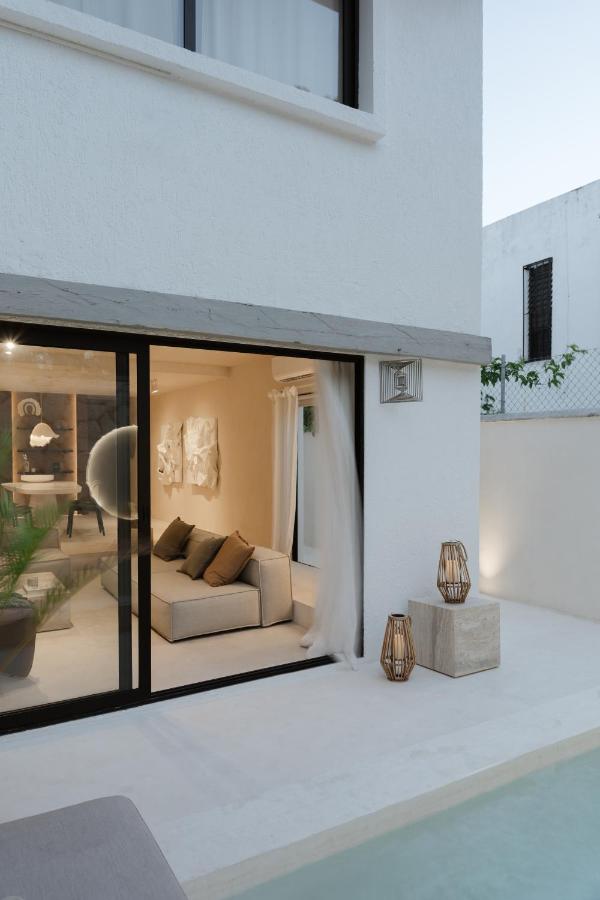 Aesthetic Design Suite Aire with Pool - 2