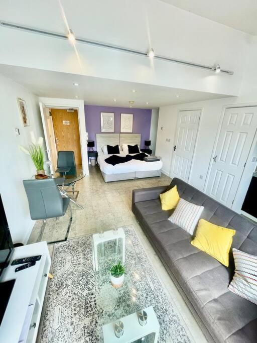 Cambridge City Centre Studio First Floor Sleeps 3