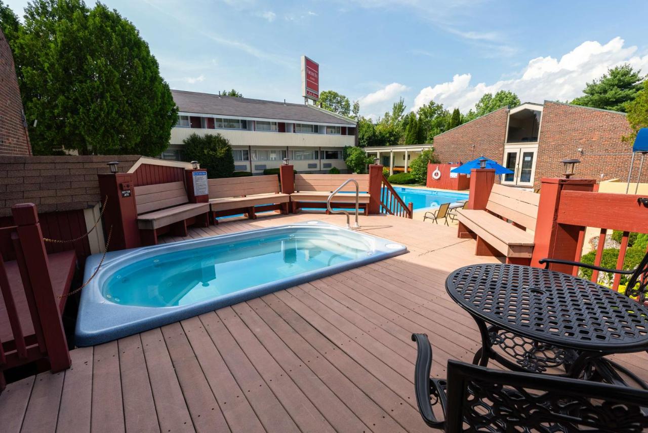 Fireside Inn & Suites Waterville — photo 15