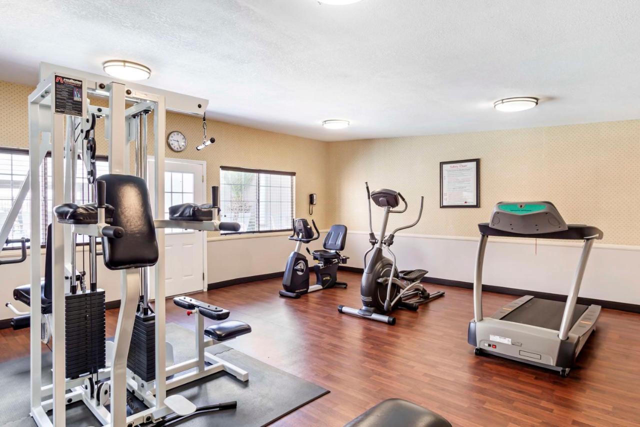 SureStay Hotel by Best Western Ridgecrest — photo 17