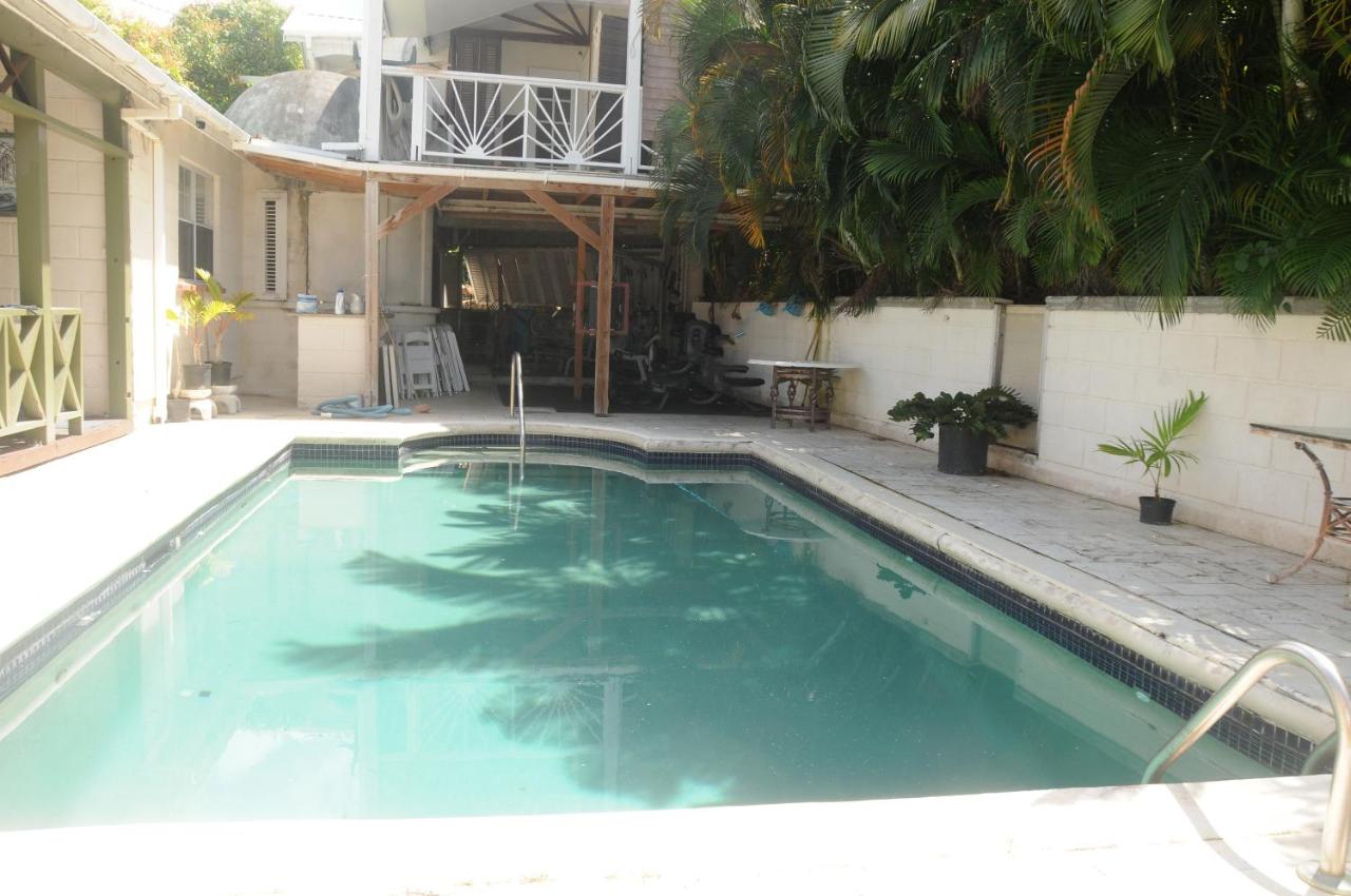 Palm Tree Ville - 4