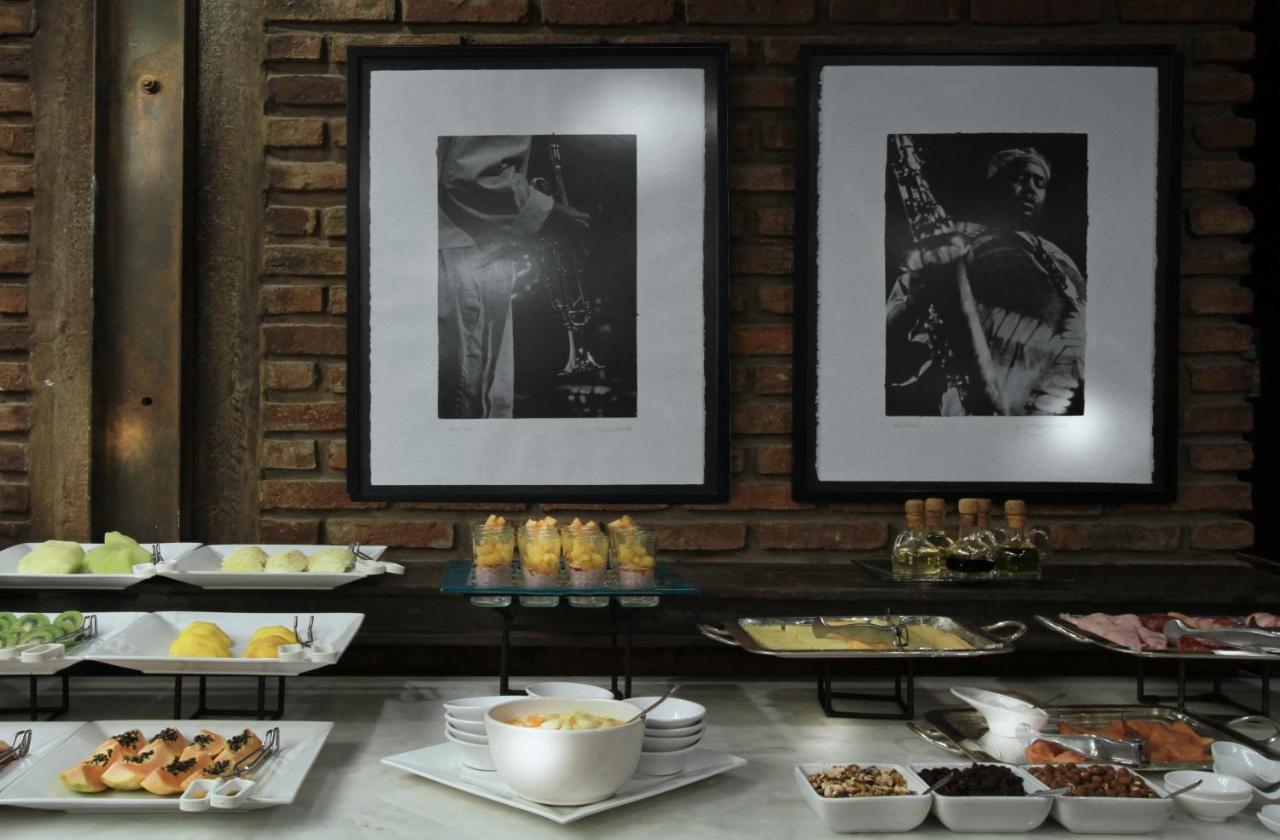Melia Recoleta Plaza Hotel photo