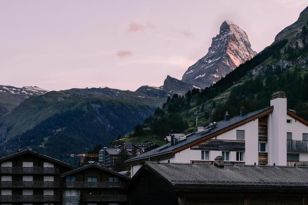 SCHLOSS Zermatt - CBD & Adaptogenic Spa and Sport Hotel - 3