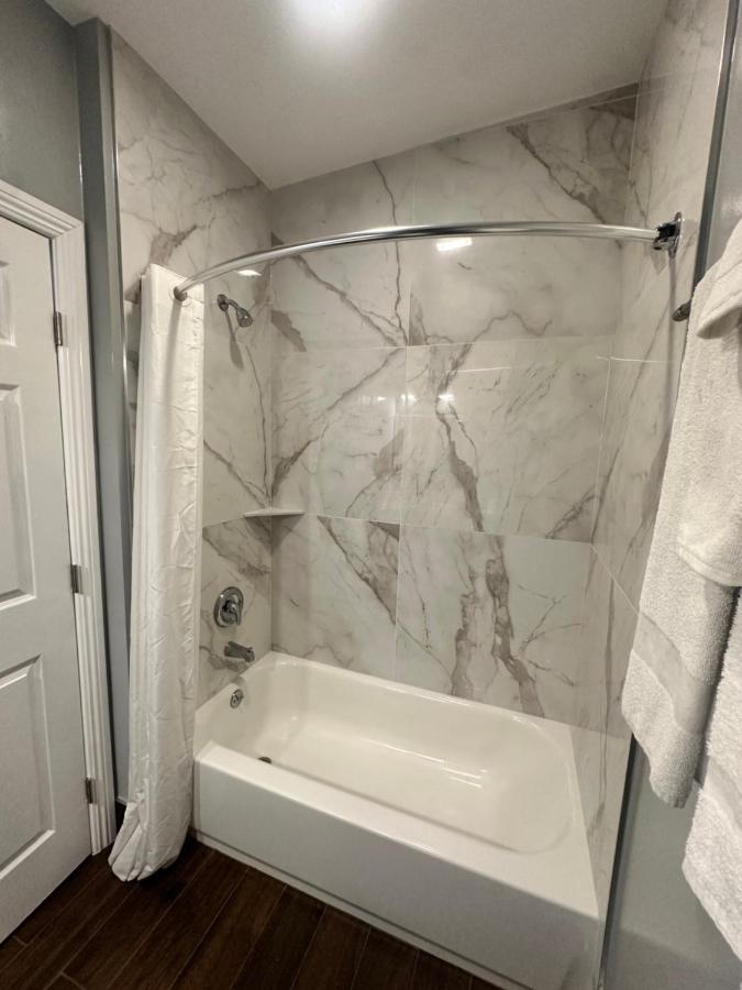 Travelers Inn — photo 2