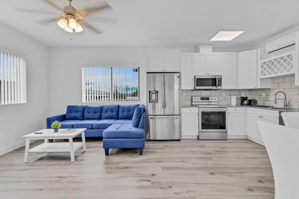 Magical bright Apt 5min walking Design District apt 5 - 4