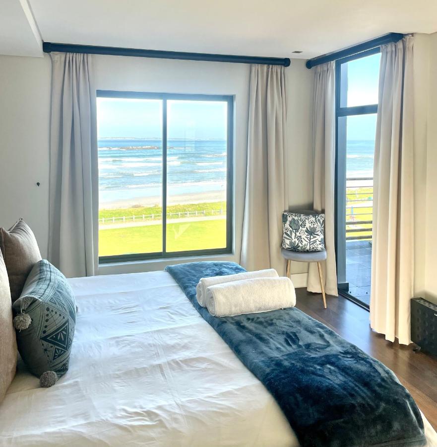 Bloubergstrand Oceanview Escape - 2