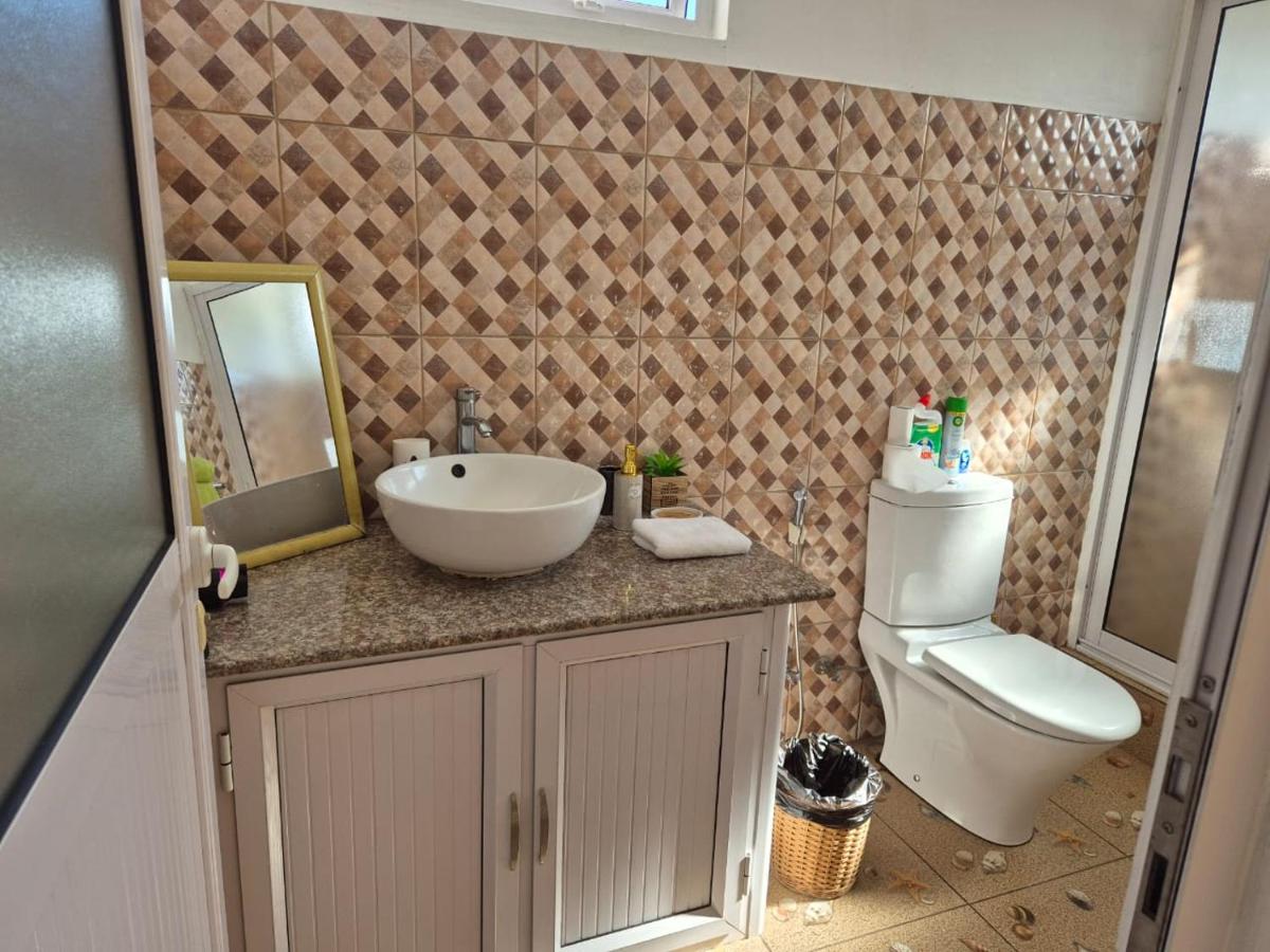 Riverside Studio - 2