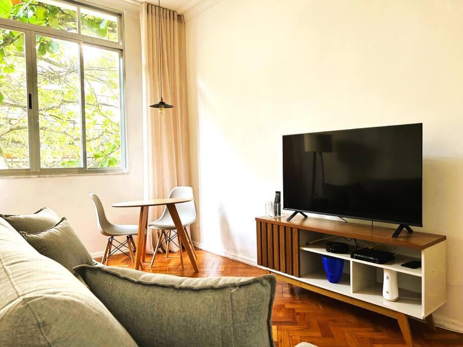 Apartamento Aconchegante em Copa - 3