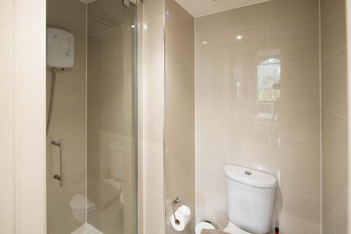 Charming Fully Equipped Studio - 3