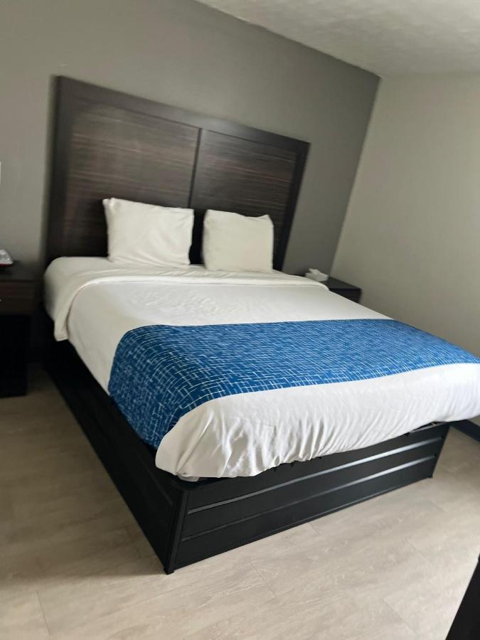 Budget Inn Gallipolis — photo 19