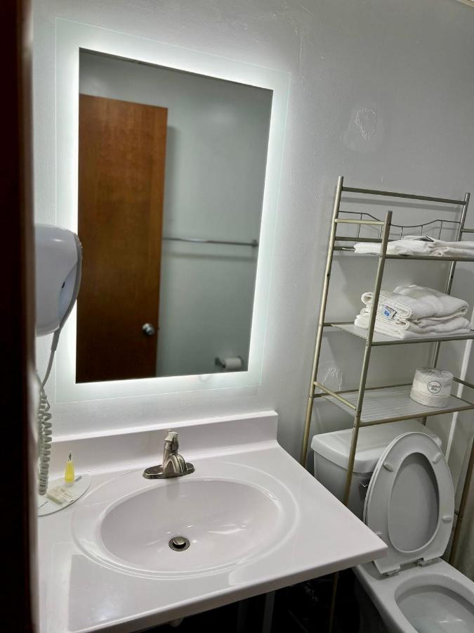 Budget Inn Gallipolis — photo 13