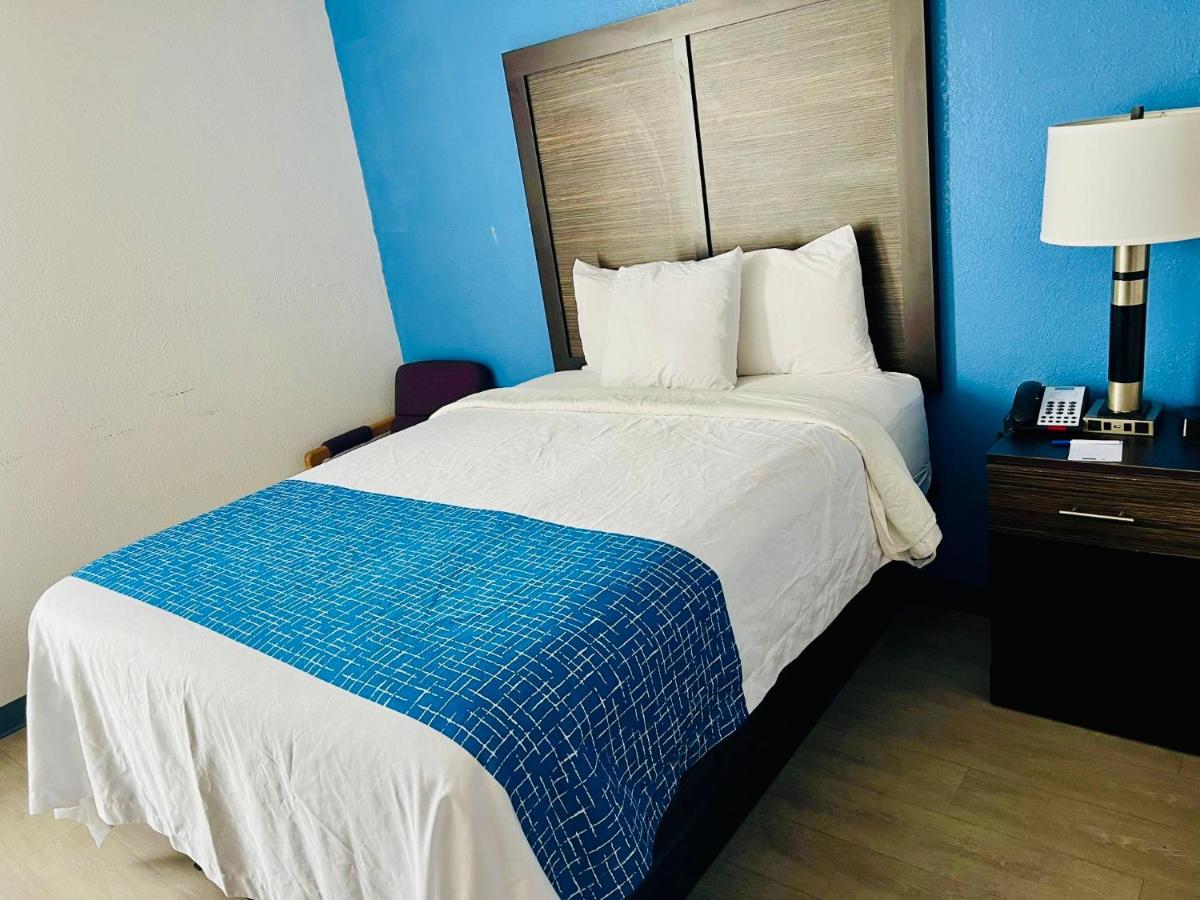 Budget Inn Gallipolis — photo 9