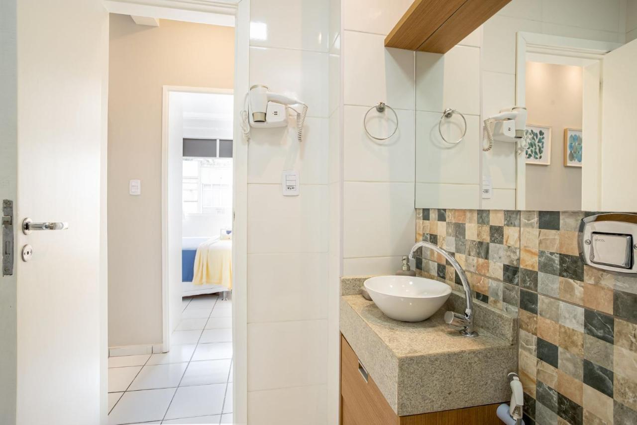 1BDR 400m from Copacabana Beach | BR 811/1003 - 3