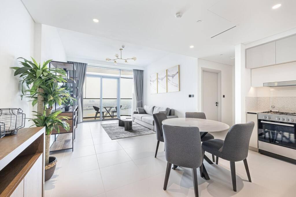 Fully Equipped 1BR with Private Beach Access - 5