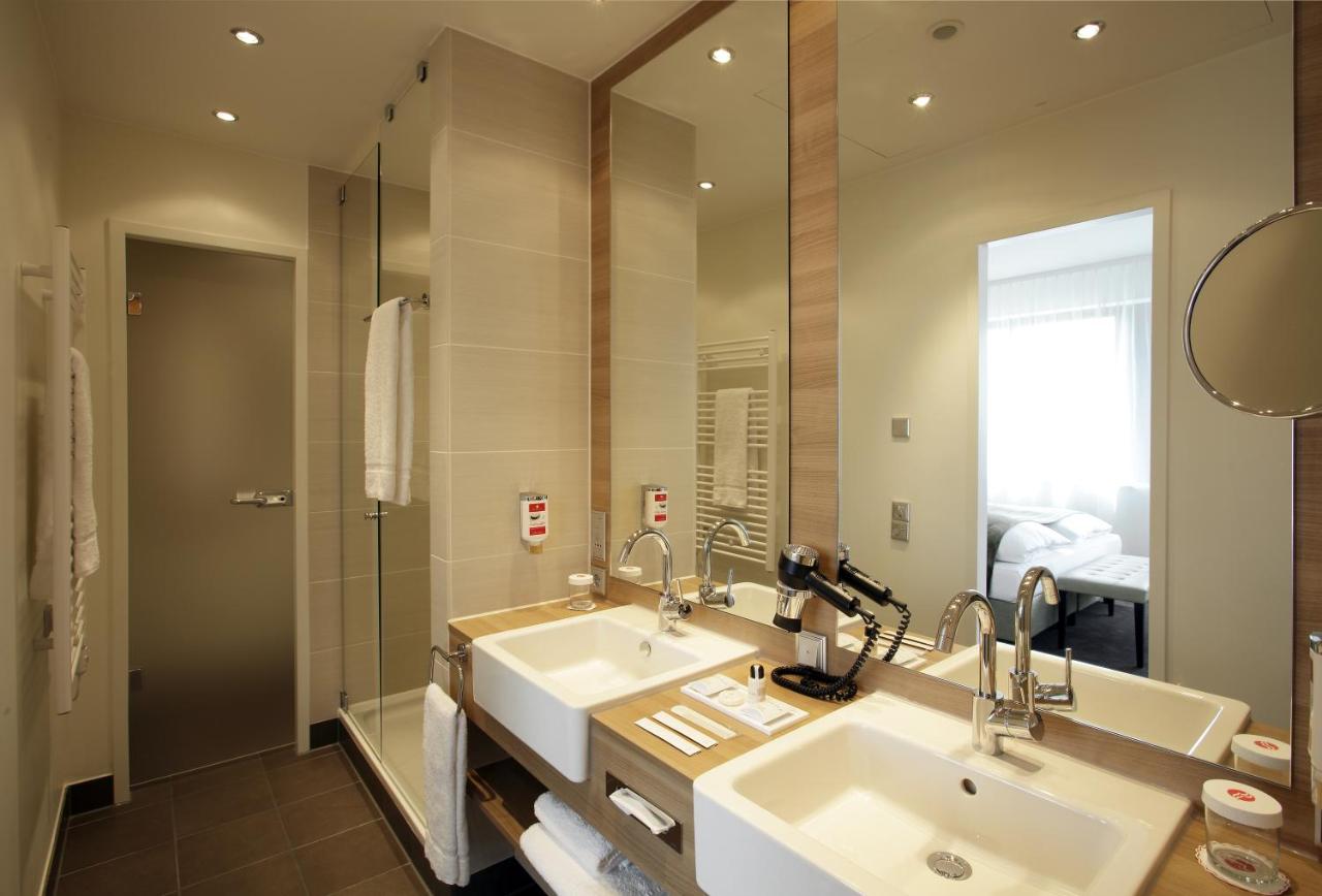 H4 Hotel Berlin Alexanderplatz - 3