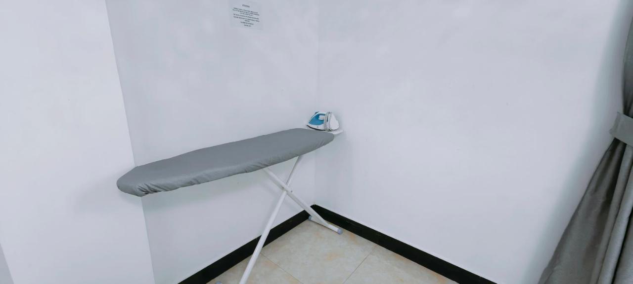 Ocean Breeze Apartment Hotel - 3