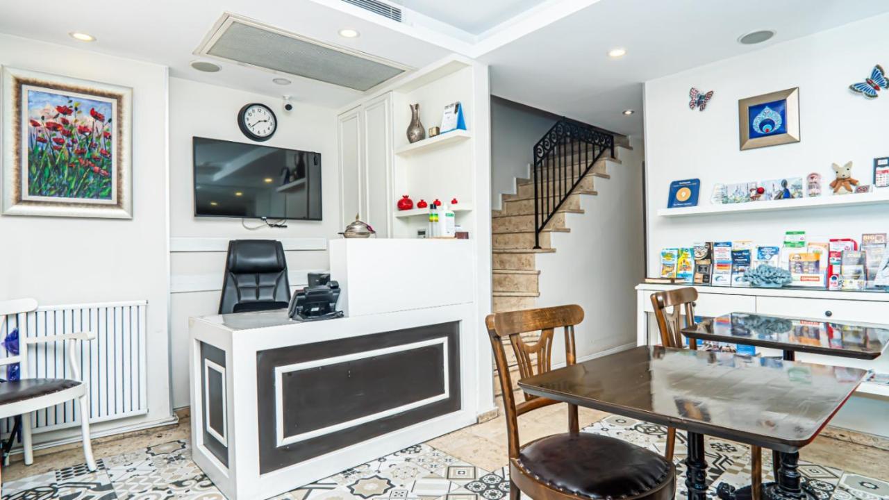 Ten Rooms Istanbul Hotel - 4