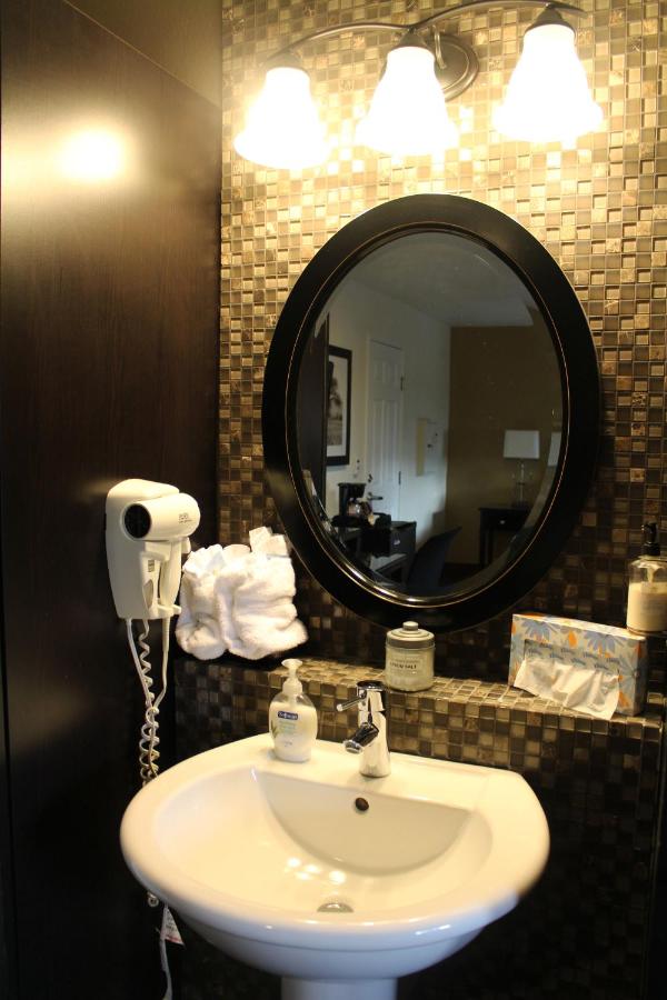 Prairie Hotel — photo 17