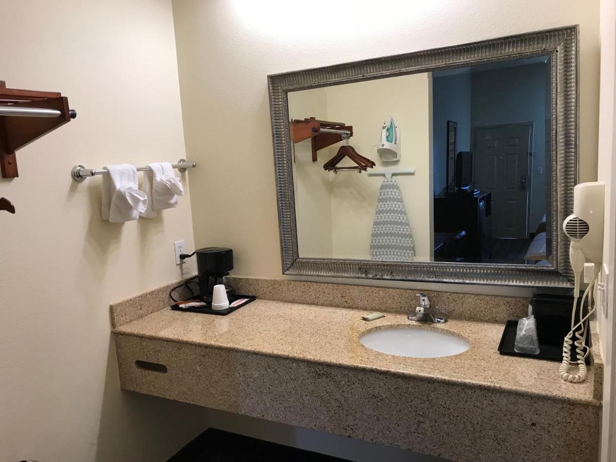 Executive — photo 18