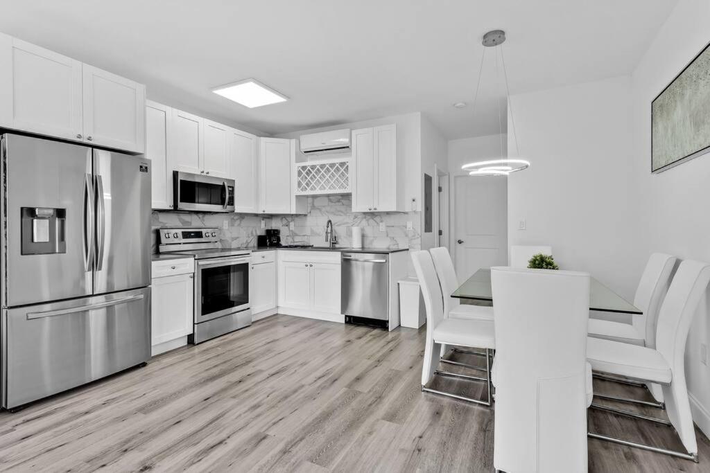 Comfy Apt 5 min walking to Design District apt 4 - 4