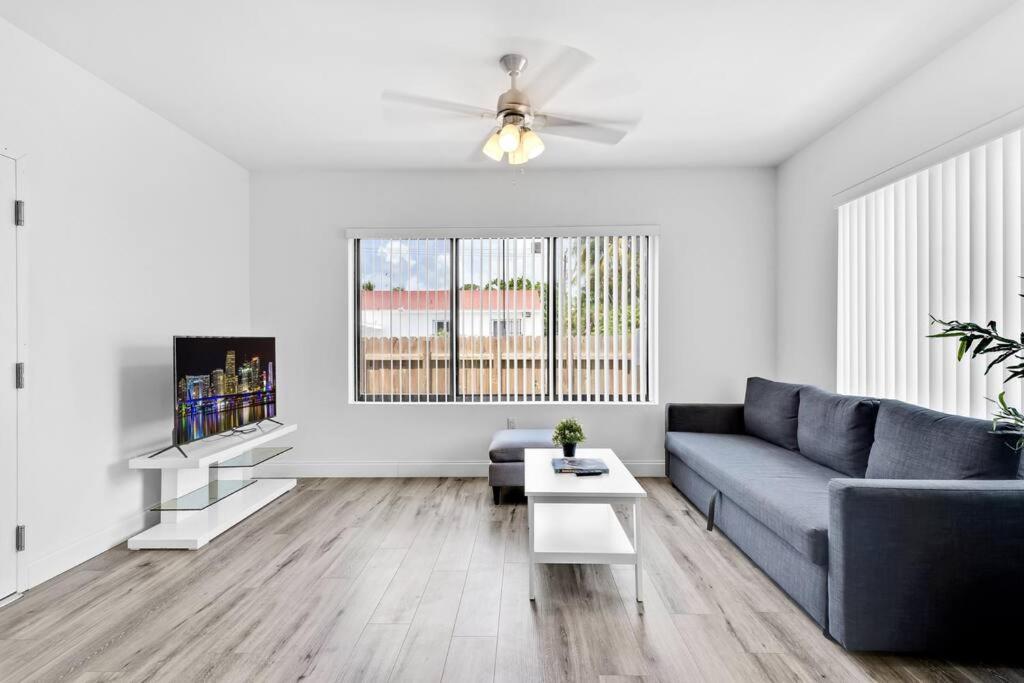 Comfy Apt 5 min walking to Design District apt 4 - 5